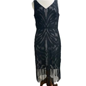 Julia Jordan black sleeveless V-neck cocktail dress 10
